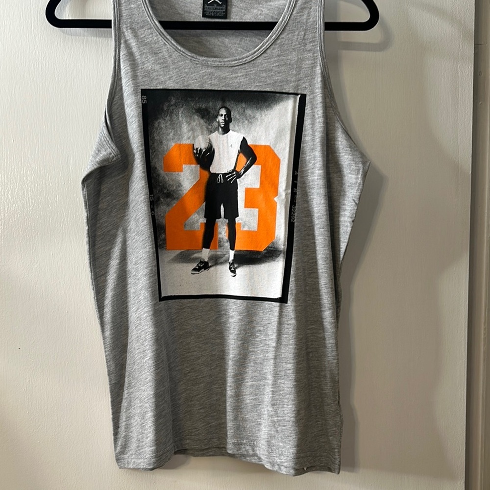 Jordan Brand Gray Tank Top with Orange Graphic Boys size XL New no tags